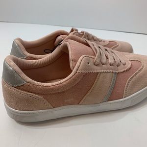 NWOT Pink and Rose Colored‎ Suede Leather Sneakers